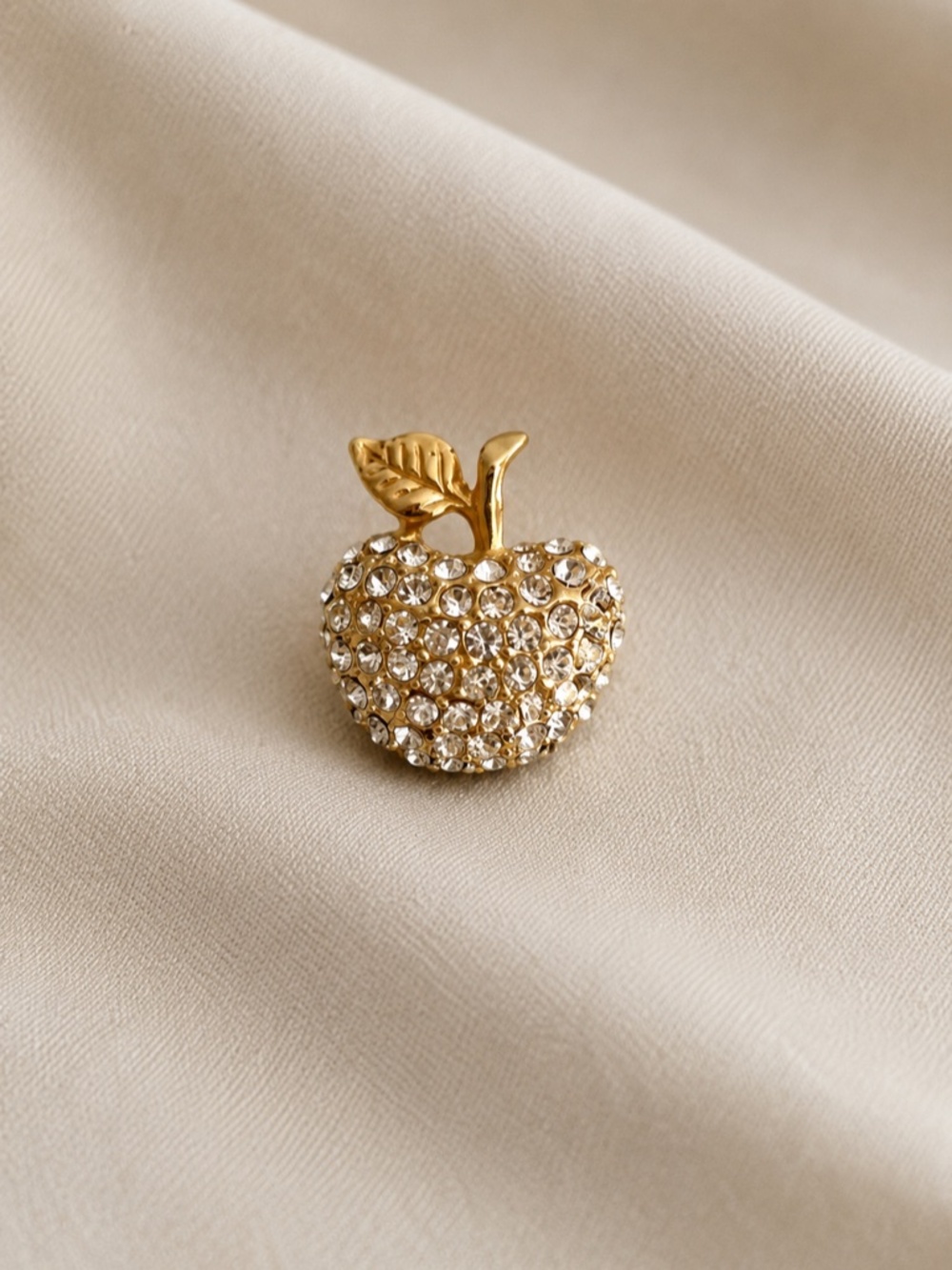 Vintage Apple Brooch Pin with Rhinestones | Gold Tone | Like New | 1" High
